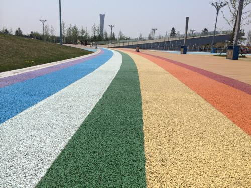 滕州球场地坪报价与PVC地板报价及地坪材料研发趋势